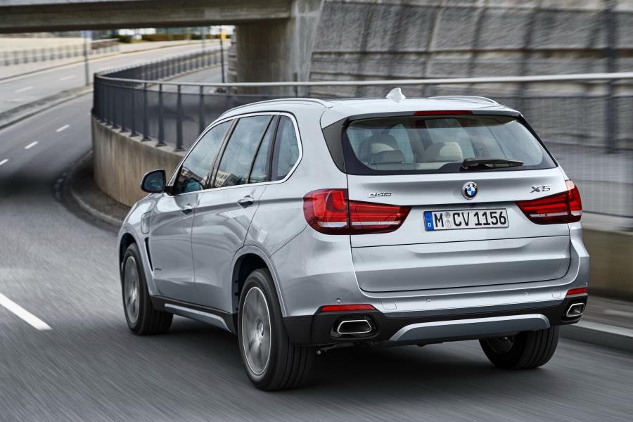  BMW X5 xDrive40e 2015 года  (фото 5 из 61)